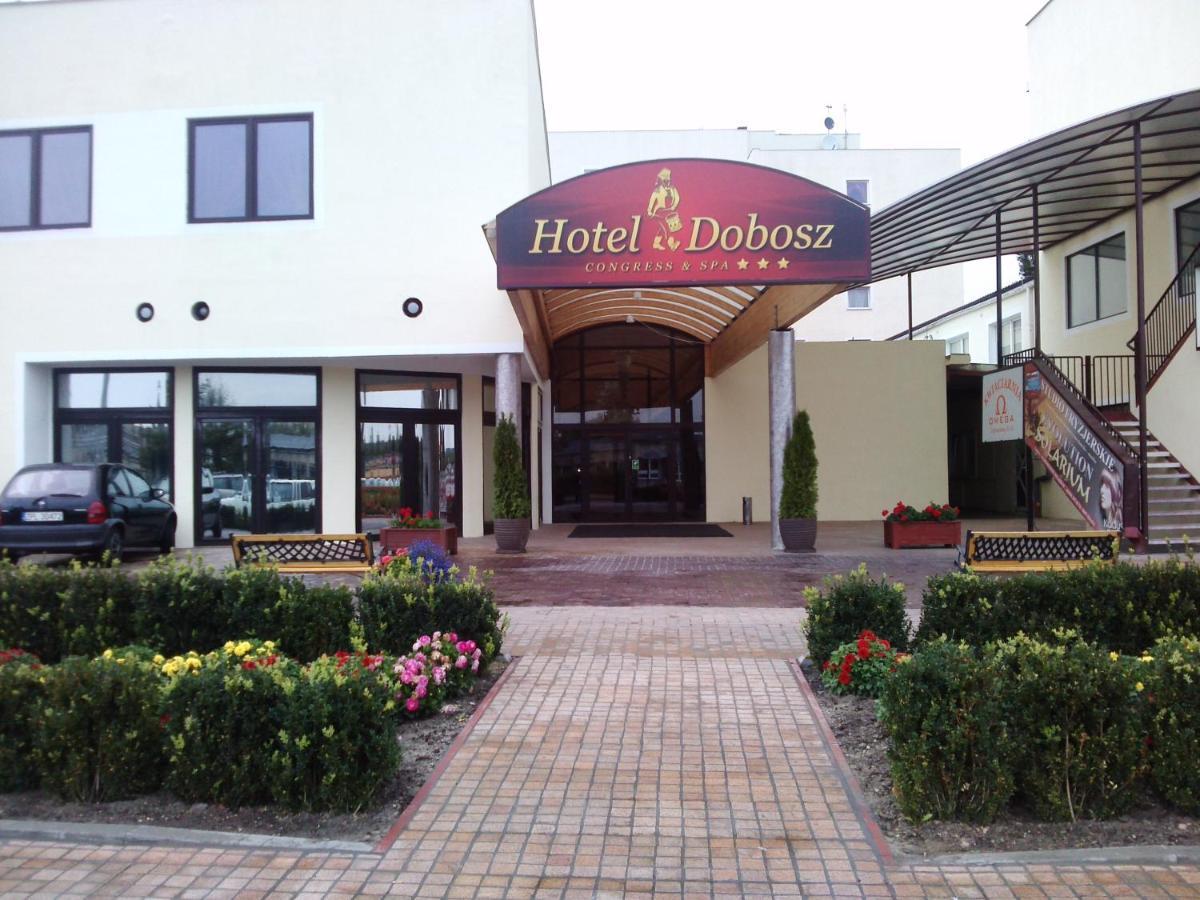 Hotel Dobosz Police Εξωτερικό φωτογραφία