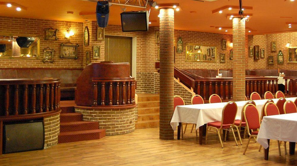 Hotel Dobosz Police Εξωτερικό φωτογραφία