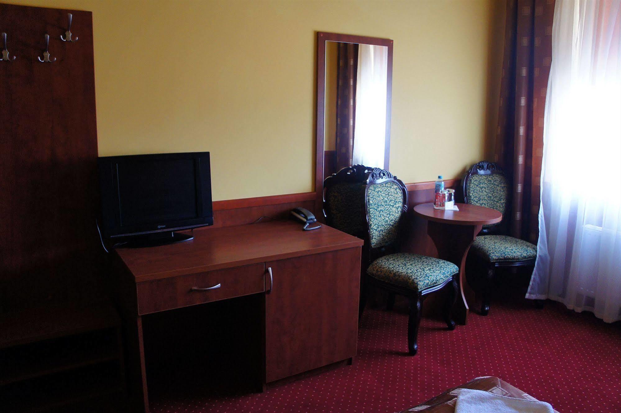 Hotel Dobosz Police Εξωτερικό φωτογραφία