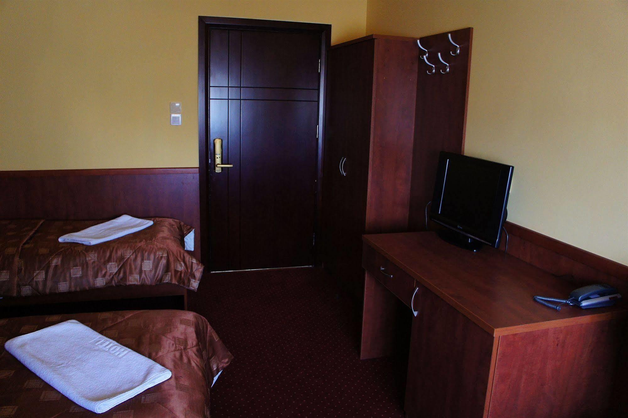 Hotel Dobosz Police Εξωτερικό φωτογραφία